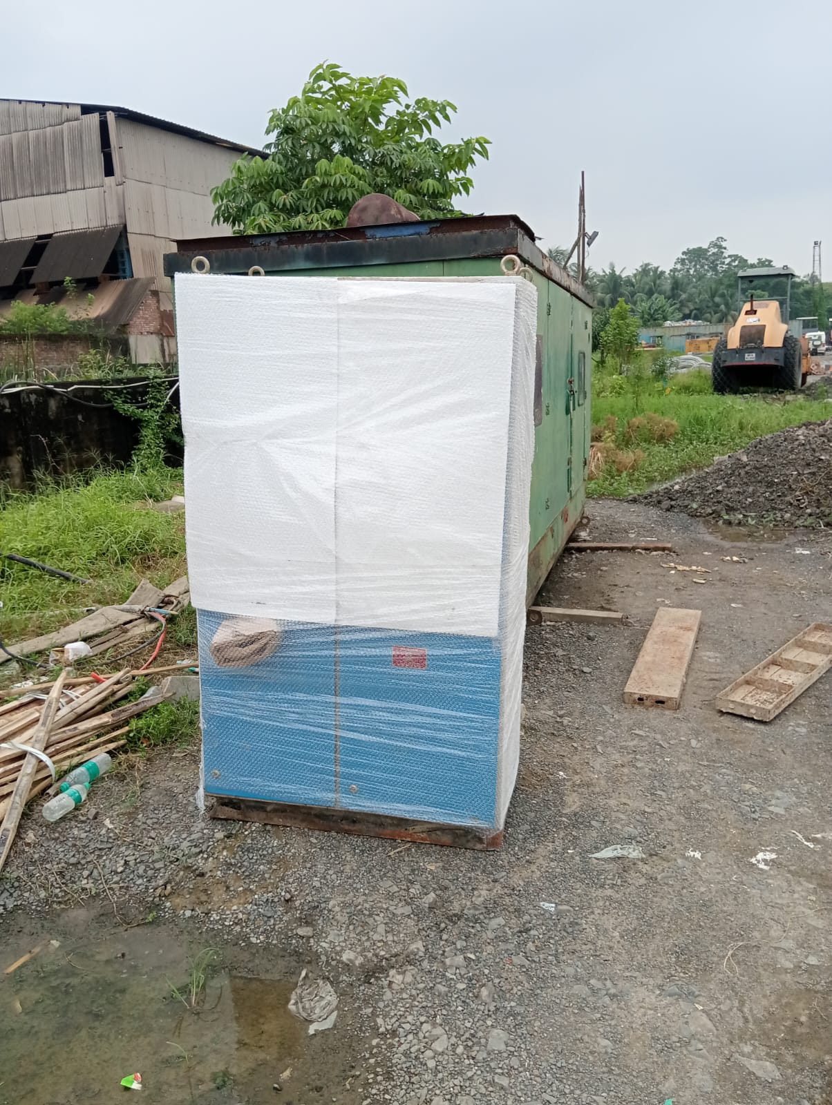 Careful household packing